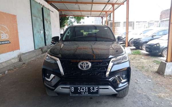 TOYOTA FORTUNER 2.4 VRZ