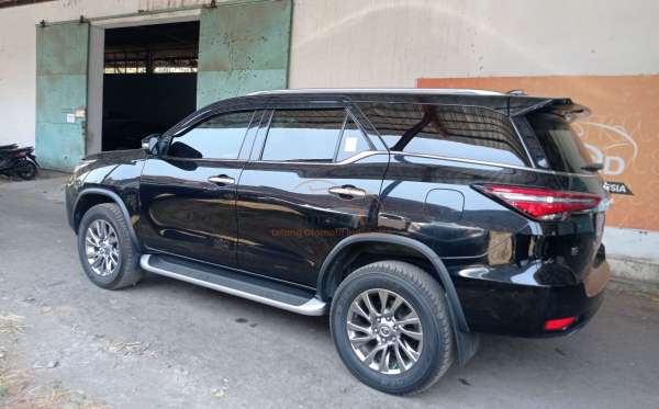 TOYOTA FORTUNER 2.4 VRZ