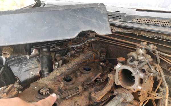 TOYOTA HILUX 2.5 E 4X4 DC