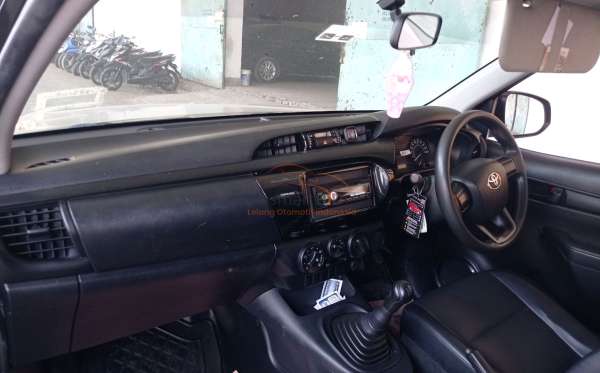 TOYOTA HILUX PICK UP