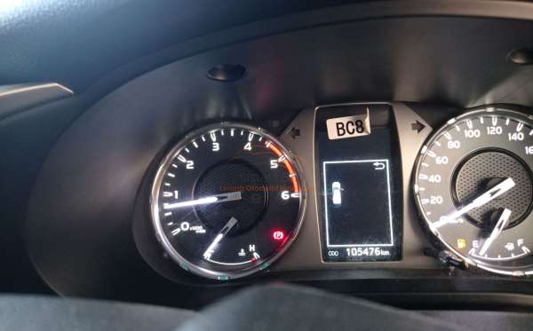 TOYOTA  HILUX  2.4G DC 4X4