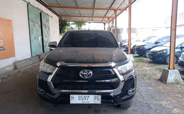 TOYOTA  HILUX  2.4G DC 4X4