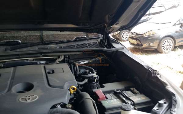 TOYOTA HILUX DOUBLE CABIN