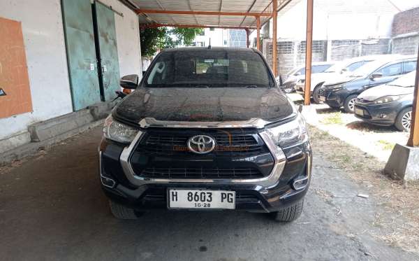 TOYOTA HILUX DOUBLE CABIN