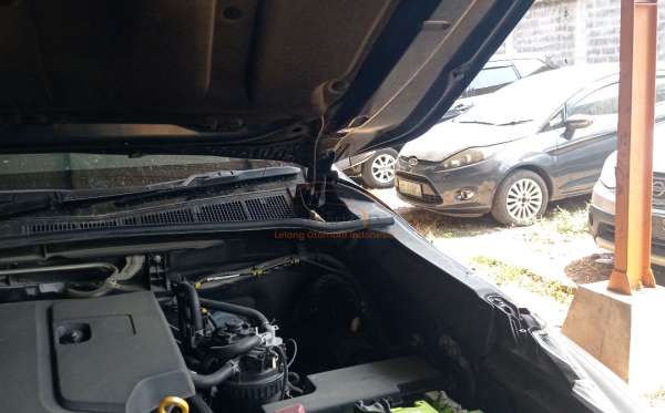 TOYOTA  HILUX  2.4G DC 4X4