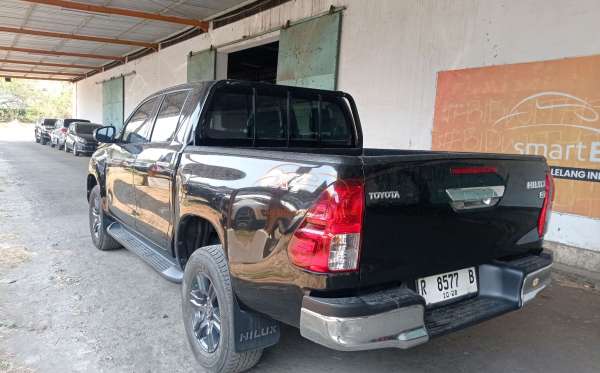 TOYOTA  HILUX  2.4G DC 4X4