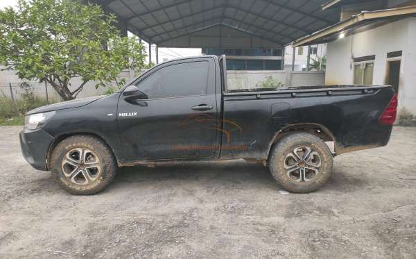 TOYOTA HILUX PICK UP