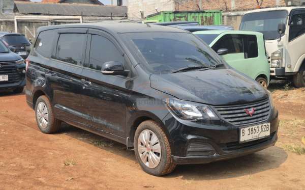 WULING CONFERO DB