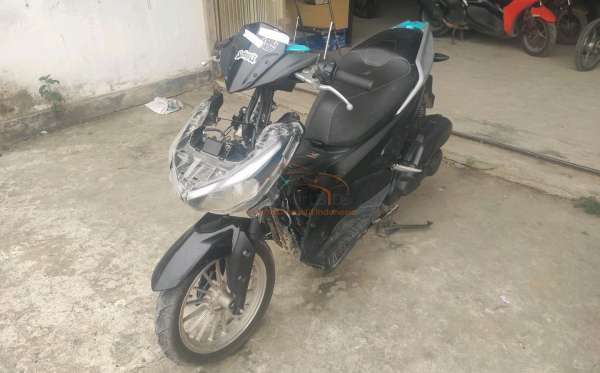 YAMAHA  AEROX 155