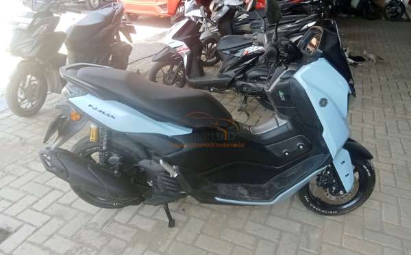 YAMAHA NMAX
