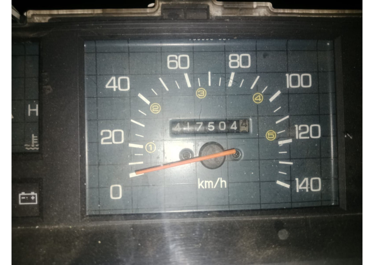 MITSUBISHI  L 300 L300 PU FB-R (4X2)