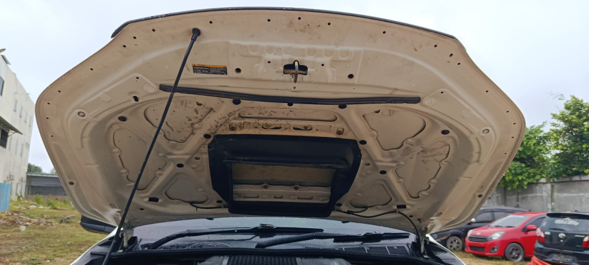 TOYOTA HILUX 2.5 E 4X4 DC