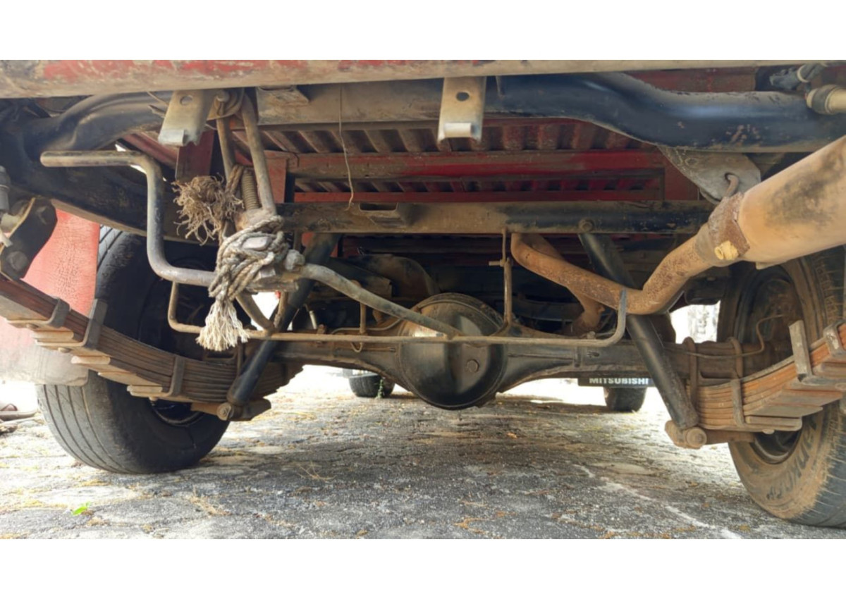 MITSUBISHI  L 300 L300 PU FB-R (4X2)
