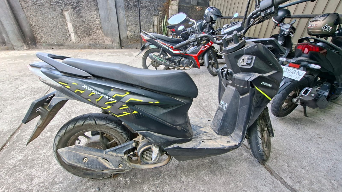 HONDA  BEAT STREET