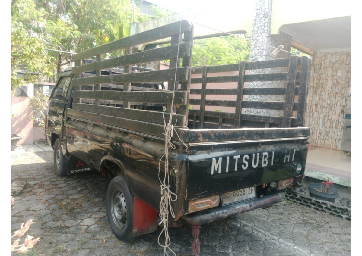 MITSUBISHI  L 300 L300 PU FB-R (4X2)