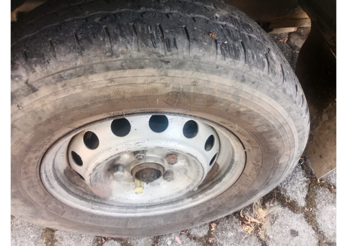MITSUBISHI  L 300 L300 PU FB-R (4X2)
