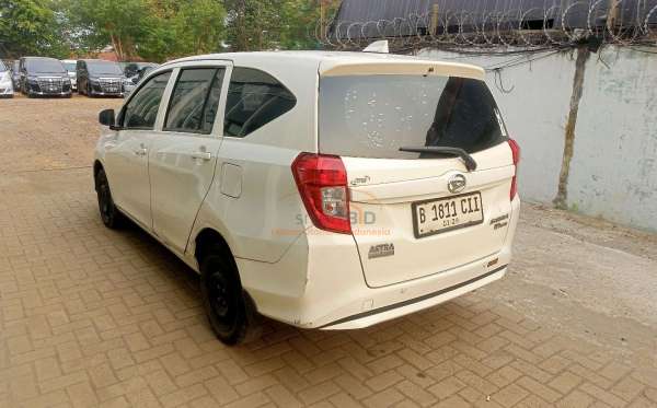 DAIHATSU SIGRA M
