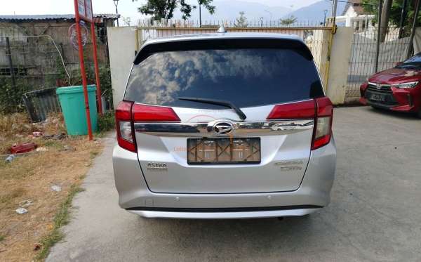 DAIHATSU SIGRA R