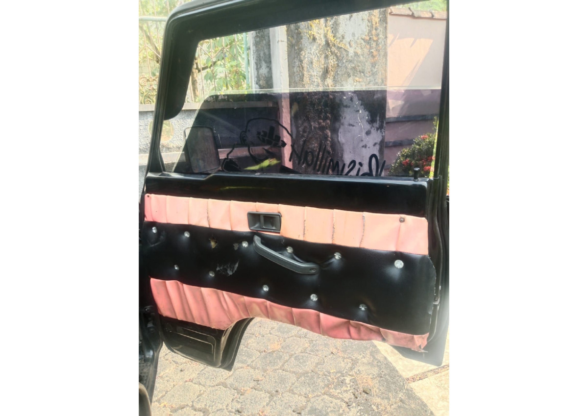 MITSUBISHI  L 300 L300 PU FB-R (4X2)