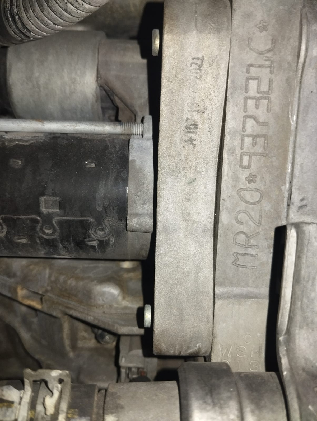 NISSAN  SERENA  HIGWAY STAR 2.0