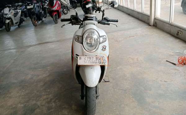 HONDA SCOOPY CW