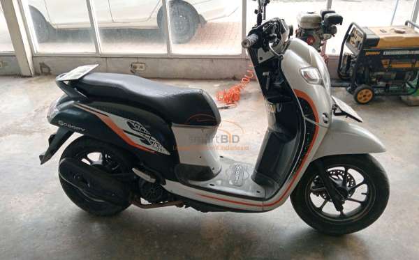 HONDA SCOOPY CW