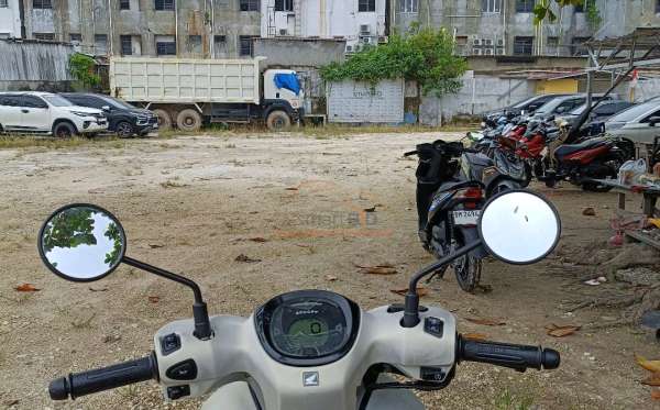 HONDA SCOOPY PRESTIGE