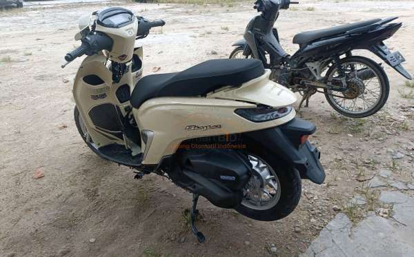 HONDA STYLO 160 CBS