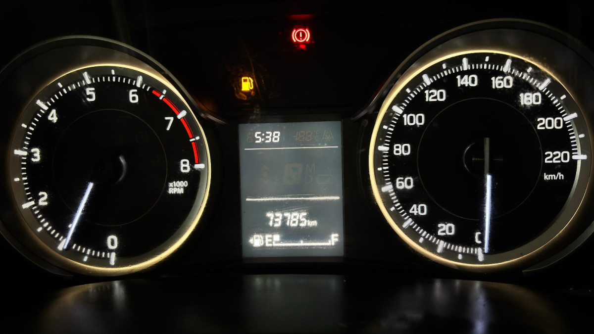 SUZUKI ERTIGA  GL