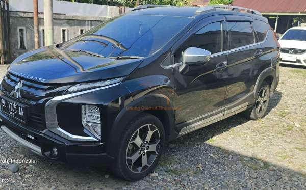MITSUBISHI XPANDER CROSS 1.5L PLUS