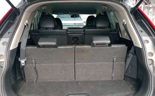 NISSAN X TRAIL 2.5