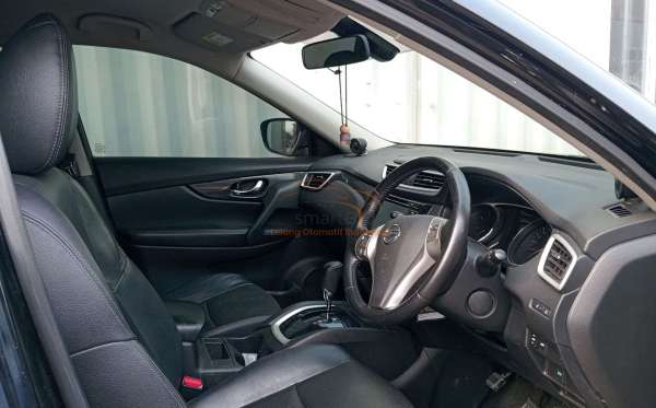 NISSAN X TRAIL 2.5