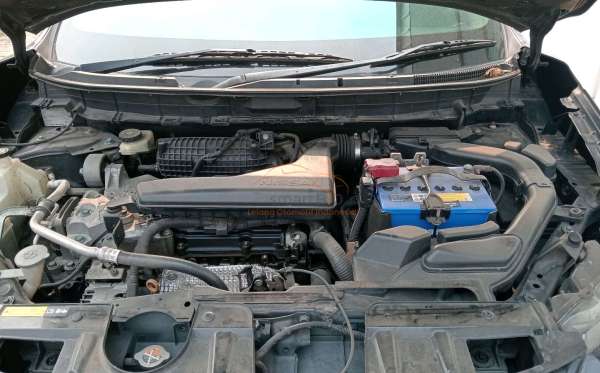 NISSAN X TRAIL 2.5
