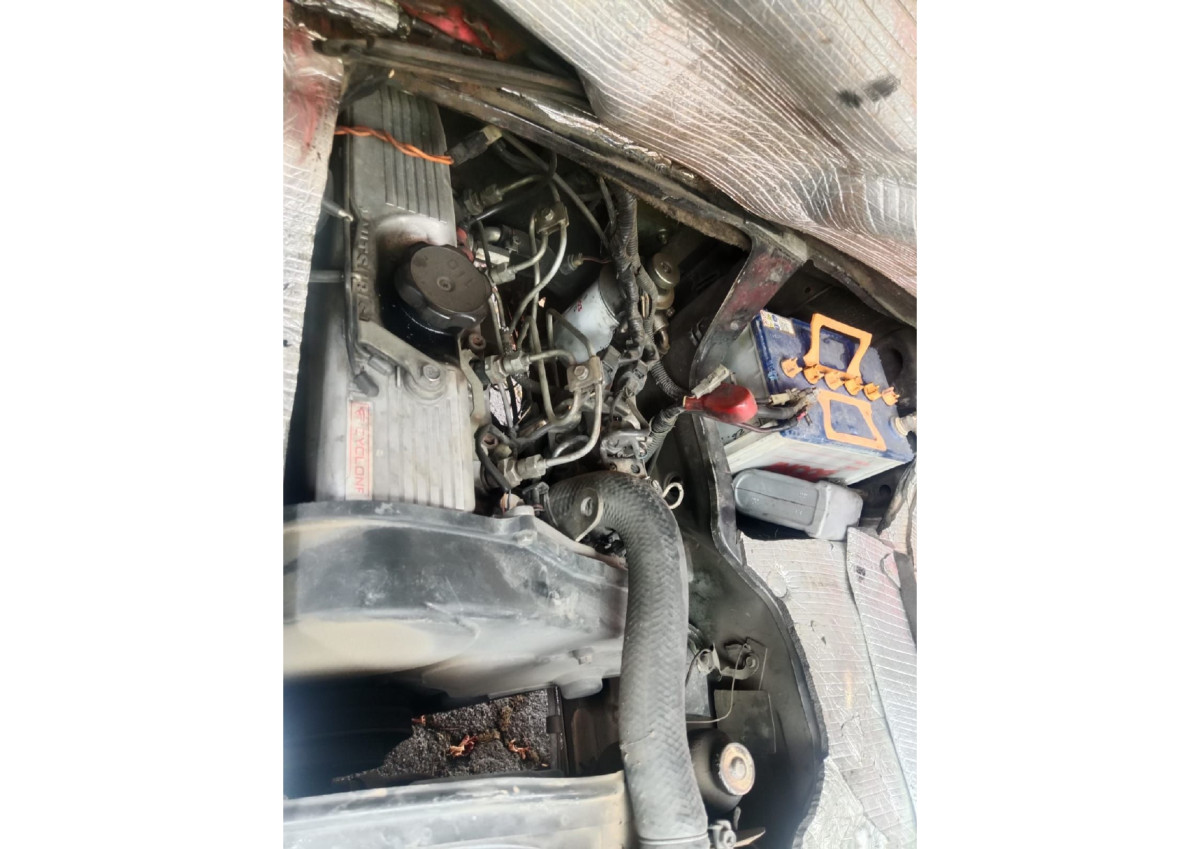 MITSUBISHI  L 300 L300 PU FB-R (4X2)