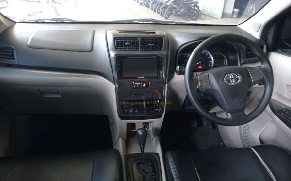 TOYOTA AVANZA 1.3 G