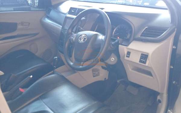 TOYOTA AVANZA 1.3 G