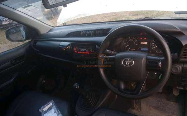 TOYOTA HILUX PICK UP