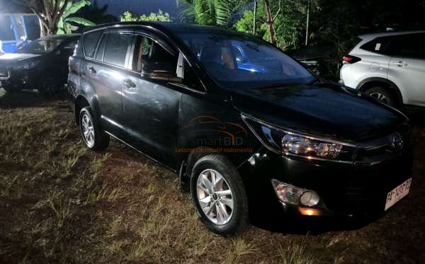 TOYOTA INNOVA