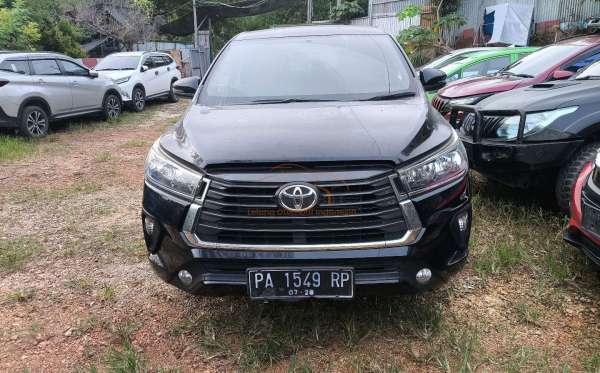 TOYOTA INNOVA