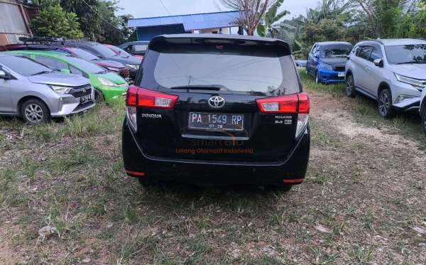 TOYOTA INNOVA