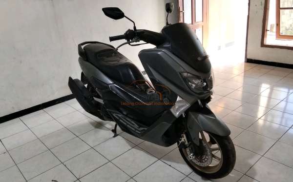 YAMAHA NMAX