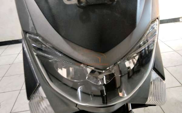 YAMAHA NMAX