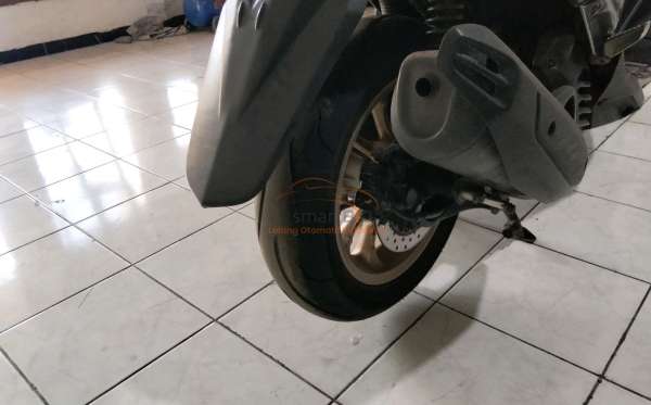 YAMAHA NMAX