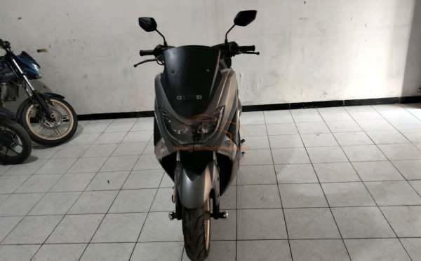 YAMAHA NMAX