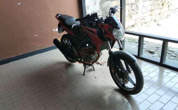 YAMAHA VIXION NEW