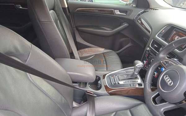 AUDI 2.0 T FSI
