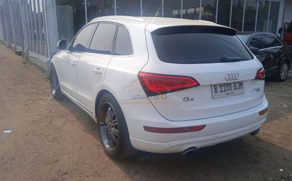 AUDI 2.0 T FSI