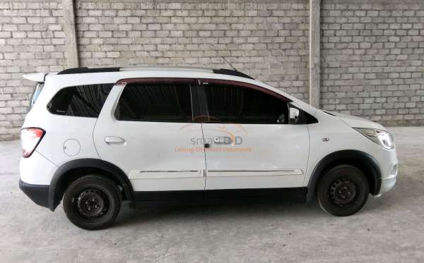 CHEVROLET SPIN
