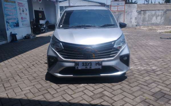 DAIHATSU SIGRA R