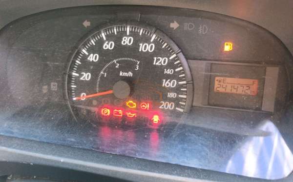 DAIHATSU SIGRA